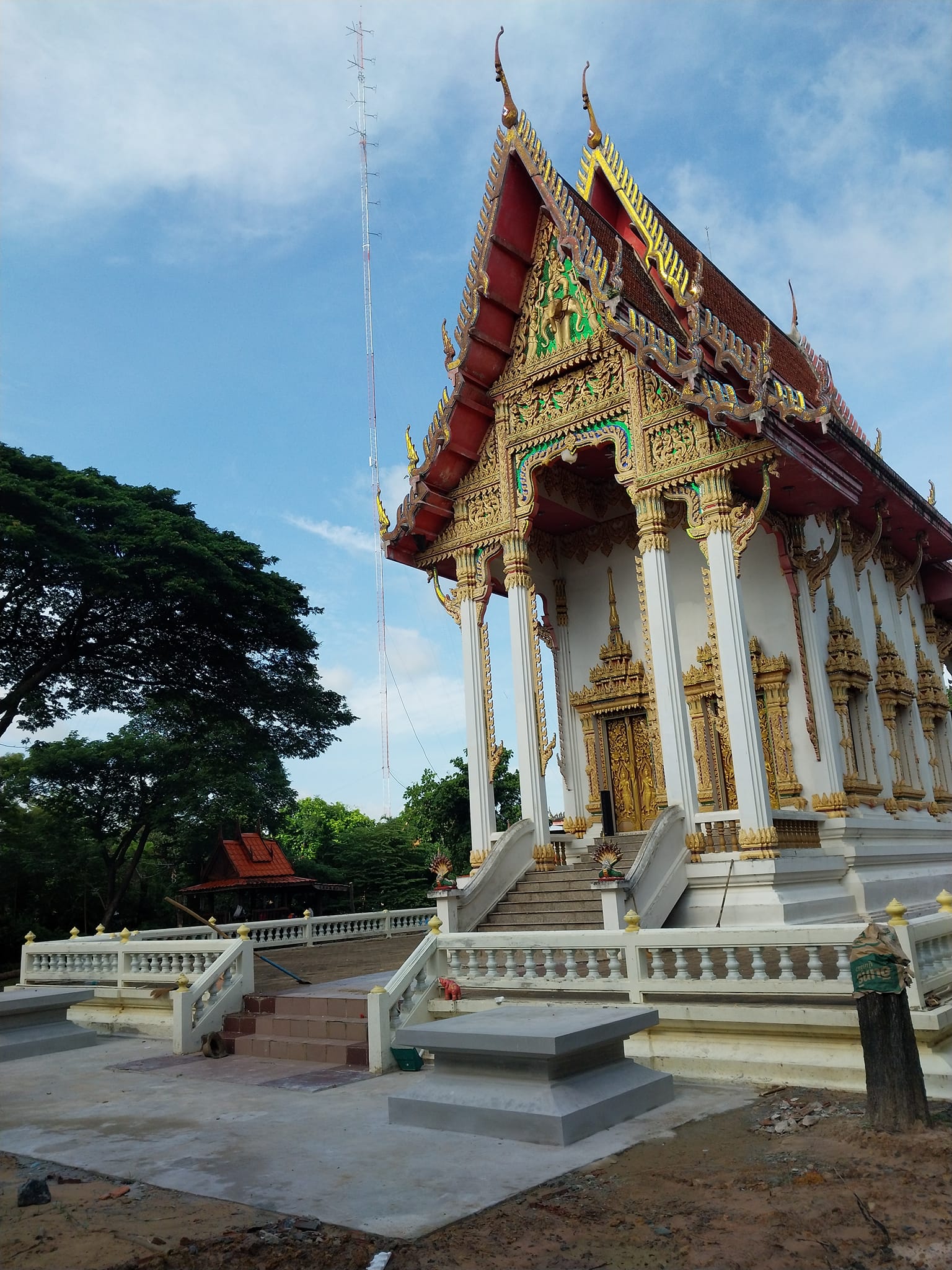 อุโบสถ วัดบ้านปราสาท